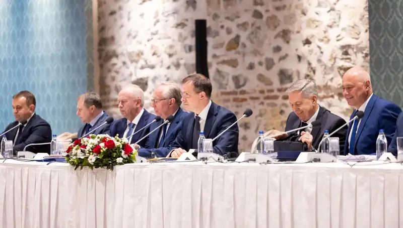 Putin ve Zelenski Arasında Görüşme İçin Kremlin'den Belirleyici Şartlar