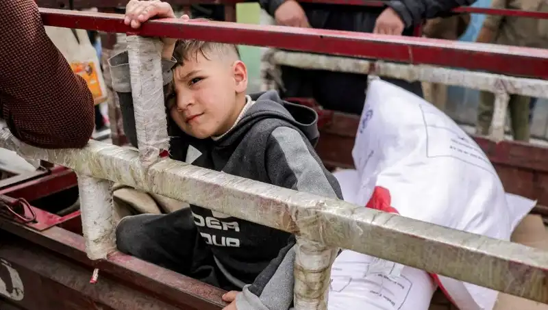 Gazze'de Un Krizi: Fırınlar Kepenk İndiriyor, İnsanlar Açlıkla Sınanıyor