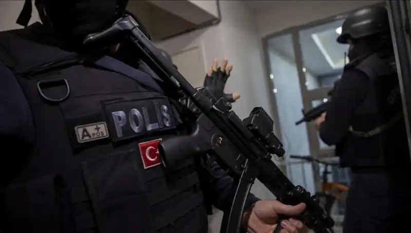 Türkiye Genelinde DAEŞ Operasyonları: 89 Şüpheli Ele Geçirildi