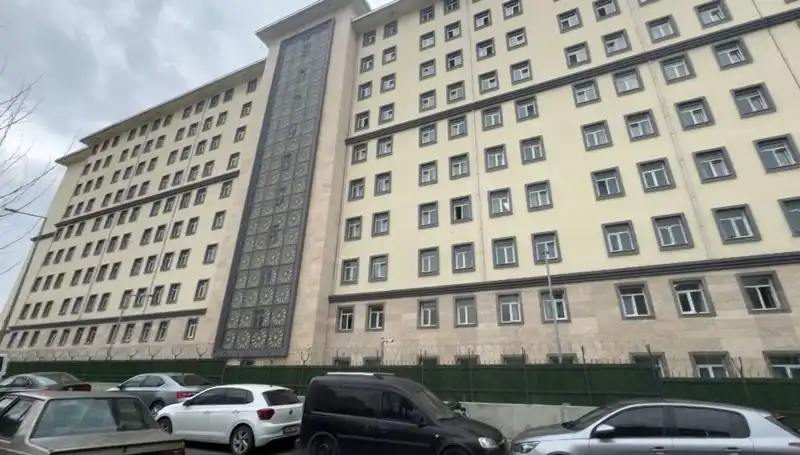 Kız Öğrenci Yurduna Giriş: Takip ve Aramalarla Dolup Taşan Şok Olay