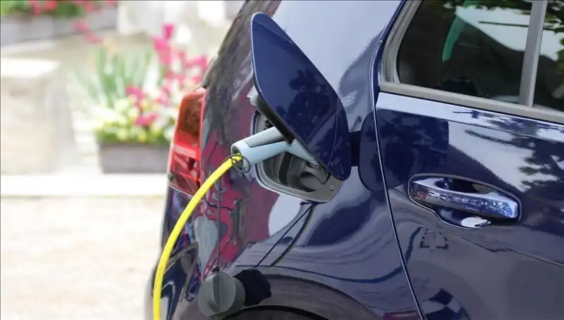Tesla’dan Daha Fazla Mesafe: Yeni Elektrikli Araç 1500 Kilometreye Ulaşacak