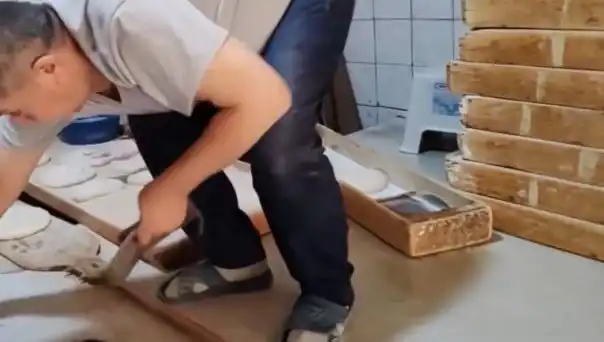 Fırıncıya Terlik Ceza: Pide Tezgahında 105 Bin TL'nin Şaşırtıcı Hikayesi