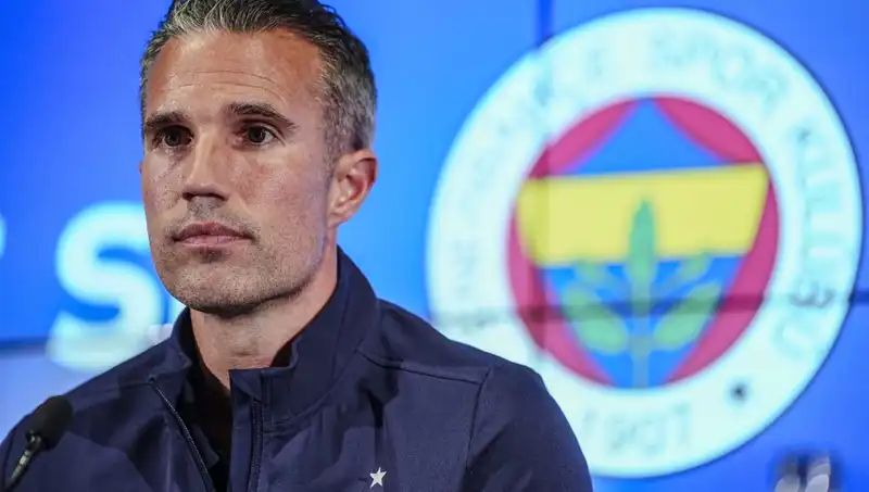 Robin van Persie, Fenerbahçe'nin Tur Şansını Açıklıyor: Yüzde Kaç?