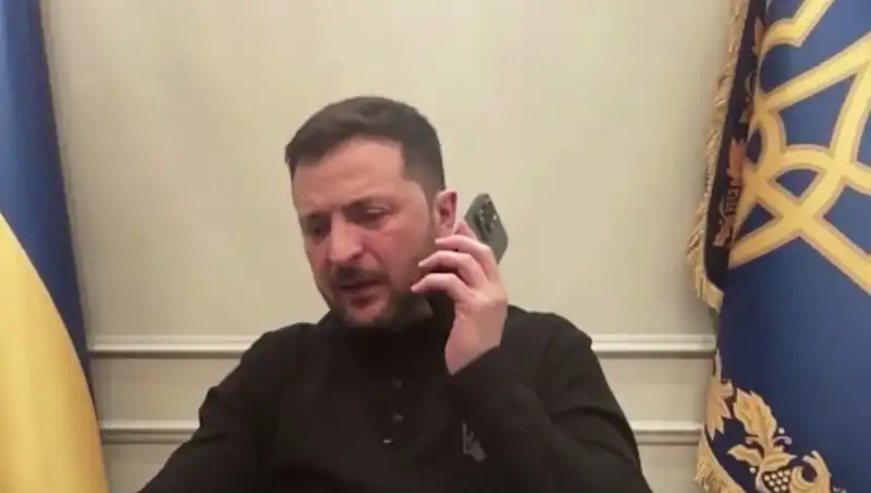 Zelenski'nin Basın Toplantısında Macron'un Sözleri: "Seni Sonra Arayacağım" Ne Anlama Geliyor?