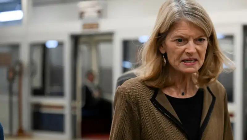 Cumhuriyetçi Senatörden Trump'a Korku İtirafı: Partinin Geleceği Tehlikede mi?