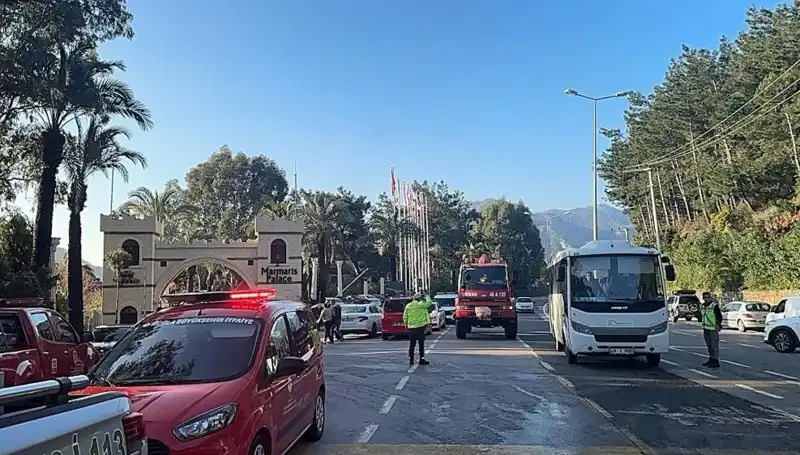 Muğla'daki Beş Yıldızlı Otelde Yangın: Misafirler Endişe İçinde