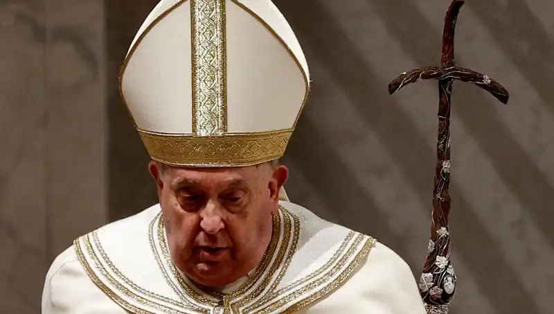 Papa Francis'in Hastanede Geçirdiği Süre: Vatikan'da Neler Oluyor?