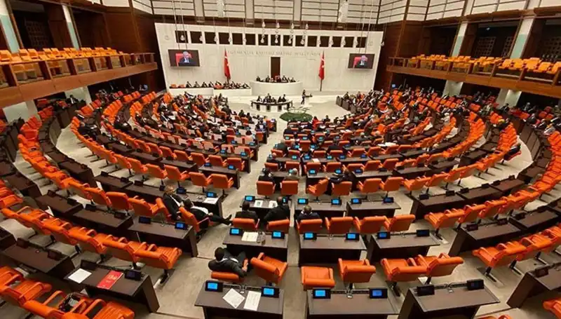 Meclis'te Yeni Dokunulmazlık Dosyaları: Siyasi Gelişmeler Neleri Değiştirecek?