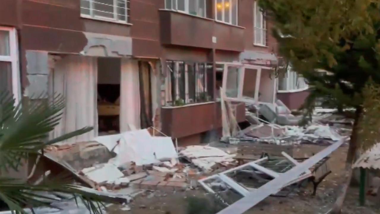 bul'da Apartmanda Patlama: 1 Kişi Hayatını Kaybetti'
