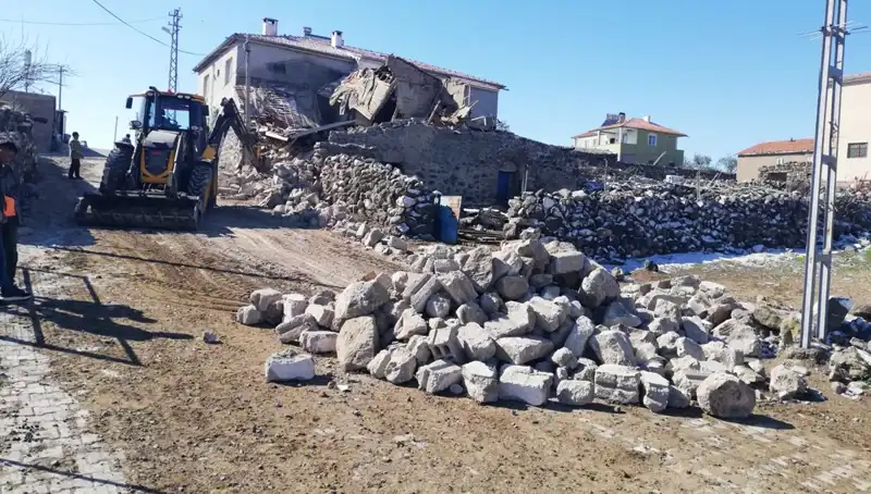 Kayseri’deki Ahır Faciası: 37 Hayvan Telef Oldu