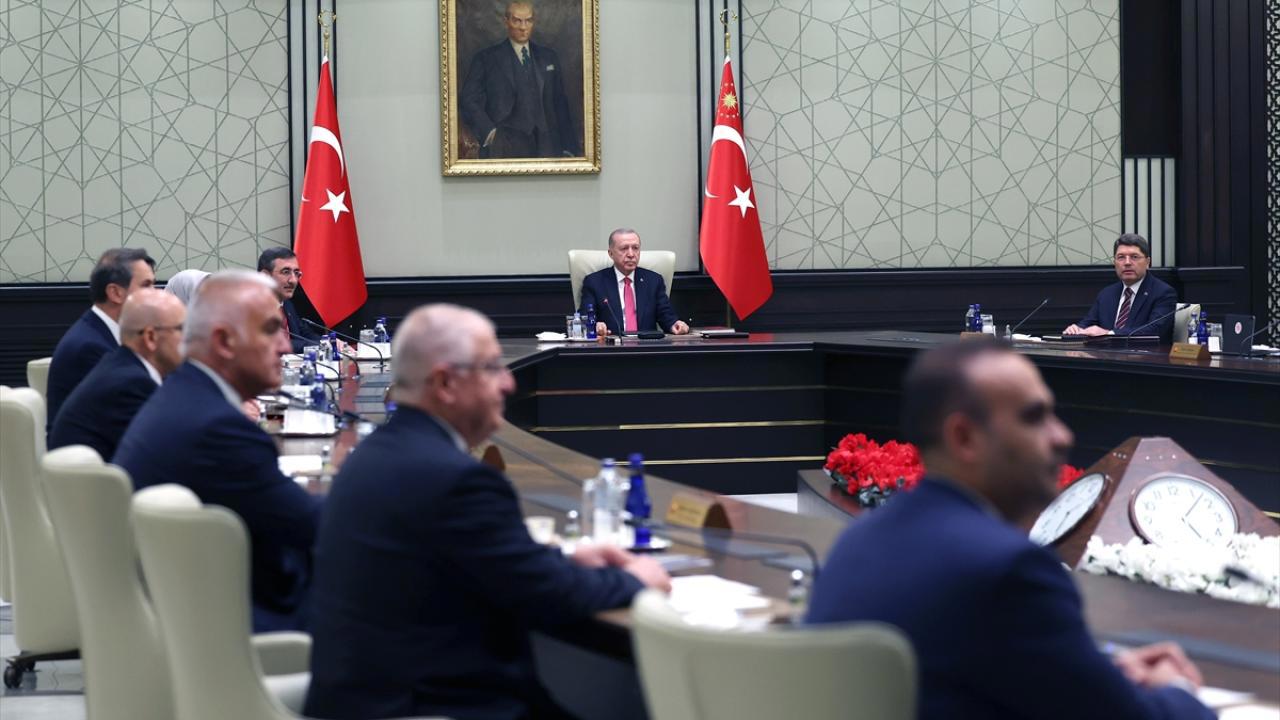 Kabine toplandı: Suriye ve asgari ücret gündemi masaya yatırıldı