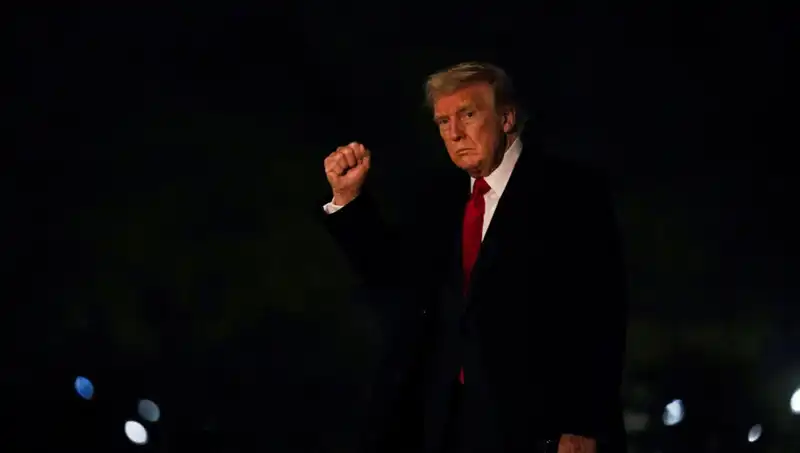 Ticaret Savaşı Etkileri: ABD’lilerin Donald Trump’a Olan Desteği Azalıyor
