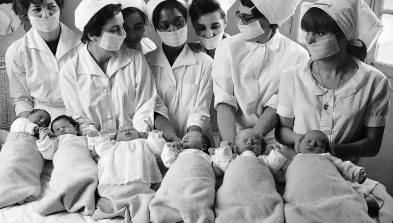 70 Yıl Sonra Karşılaşan Kayıp Kardeşler: Hastanede Karışıklık Destanı