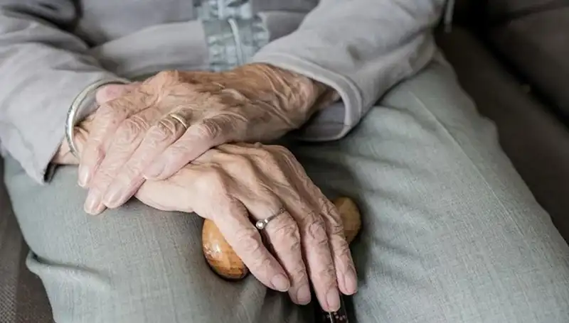 Türkiye'nin Yaşlanan Nüfusu: Sosyal ve Ekonomik Etkileri Nelerdir?